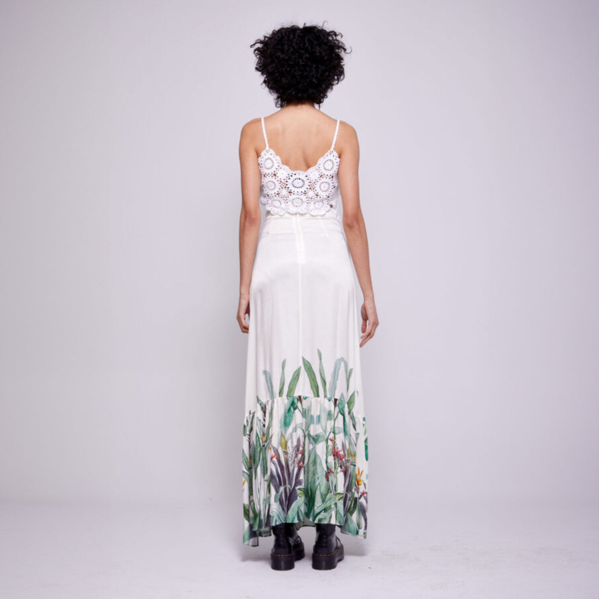 Anya | Crochet Flower Cropped Cami