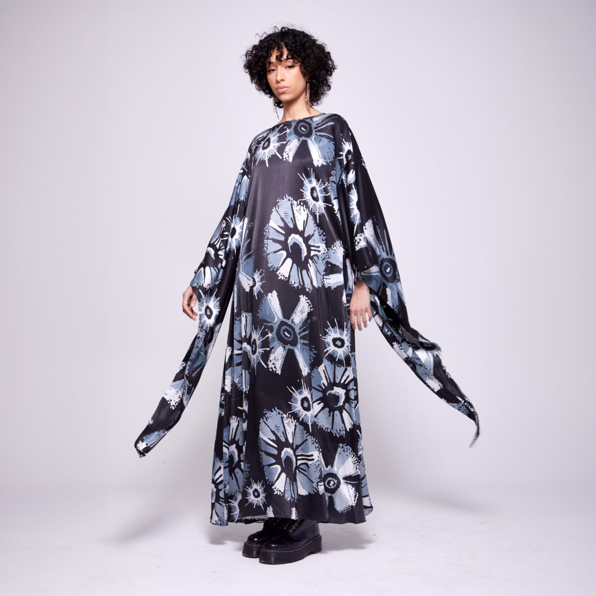 Archie | Wide Long Sleeve Kaftan Dress