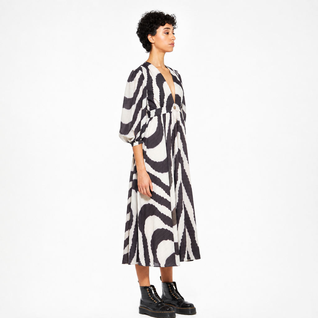 Lilly | Puffed-Sleeved Day Dress – Cream & Graphite Gray