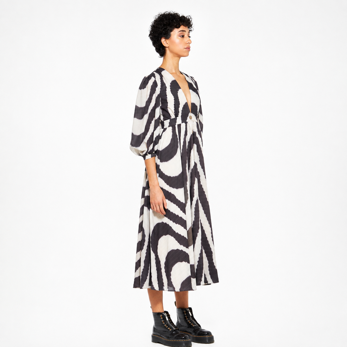 Lilly | Puffed-Sleeved Day Dress – Cream & Graphite Gray